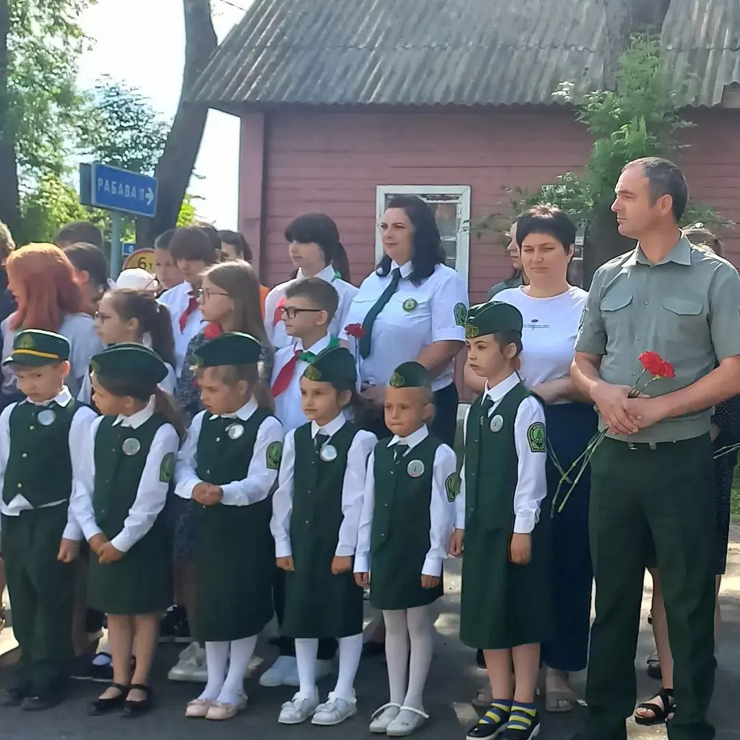 Сегодня в г.п. Сураж открыли памятник бойцам пожарной охраны НКВД БССР